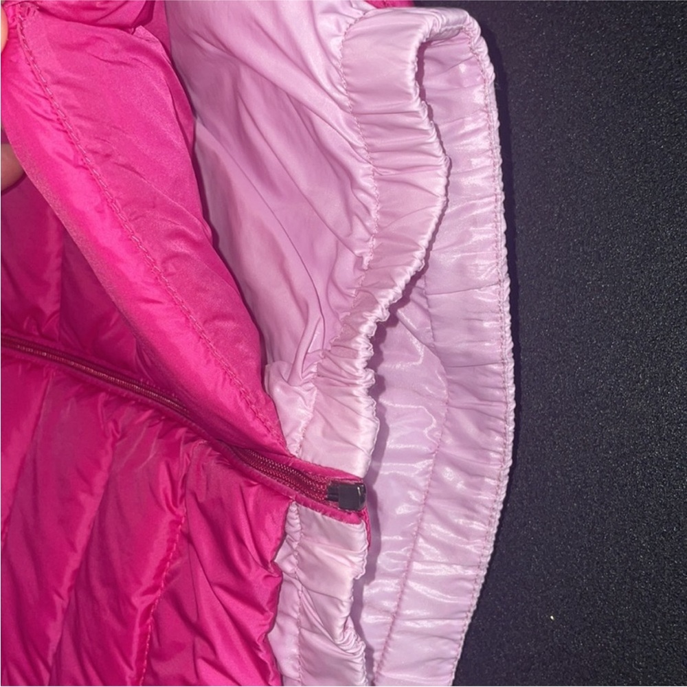 Moncler pink baby coat - Picture 3 of 6
